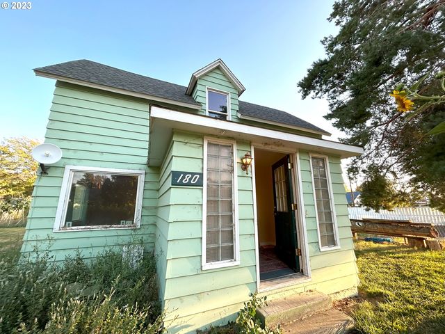 180 W  2nd St, Ione, OR 97843