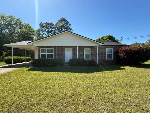 114 Hillside Dr, Abbeville, AL 36310