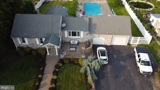 51 Washington Ave, Carneys Pt, NJ 08069