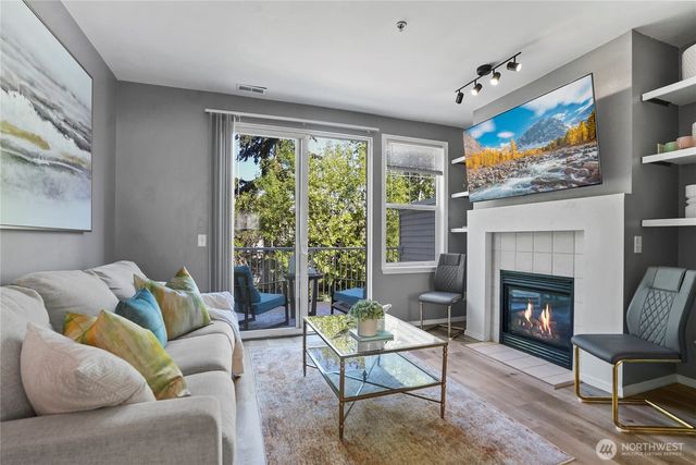 5916 S 232nd Court #3-2, Kent, WA 98032