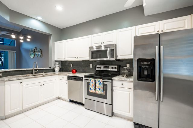 5661 NW 125th Ave #0, Pompano Beach, FL 33076