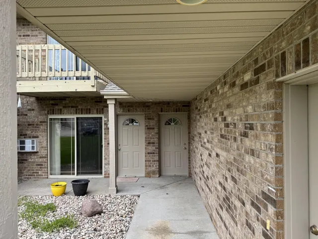 3321 N  Casaloma Dr #65, Appleton, WI 54913