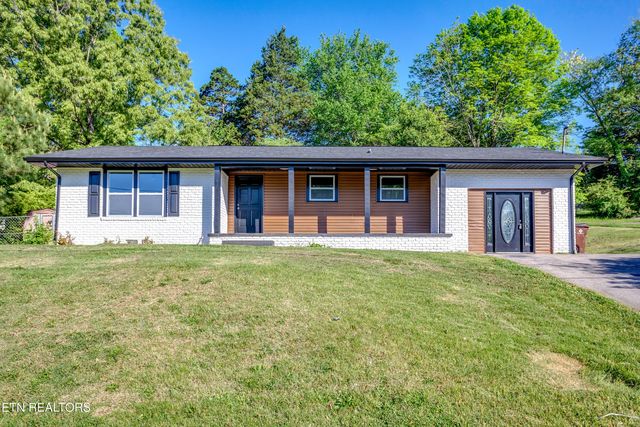 114 W  Maiden Ln, Oak Ridge, TN 37830