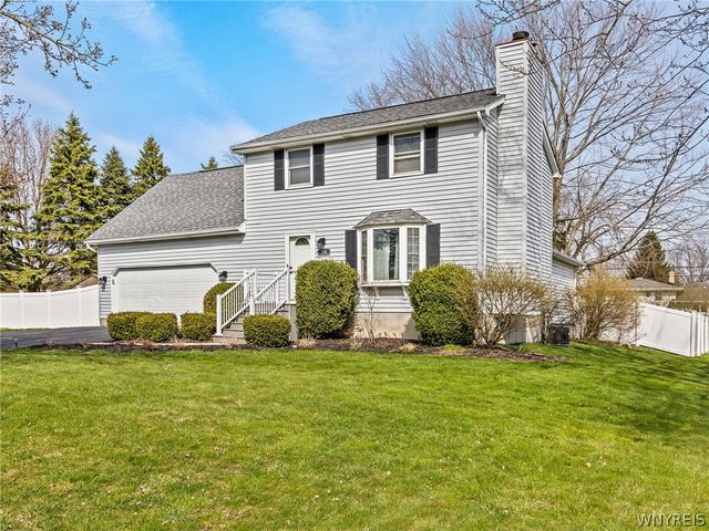 236 Ferndale Rd, Williamsville, NY 14221