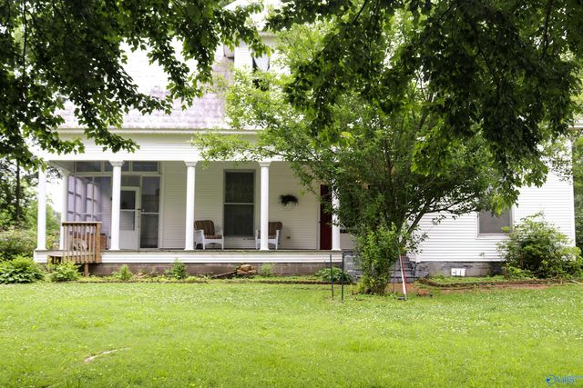 533 1st Ave NW, Arab, AL 35016