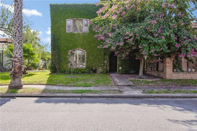 421 Cottonwood Ave, McAllen, TX 78501