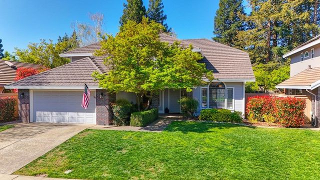 2260 Grizzly Hill Ct, Gold River, CA 95670