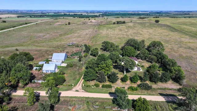 30012 436th Ave, Utica, SD 57067