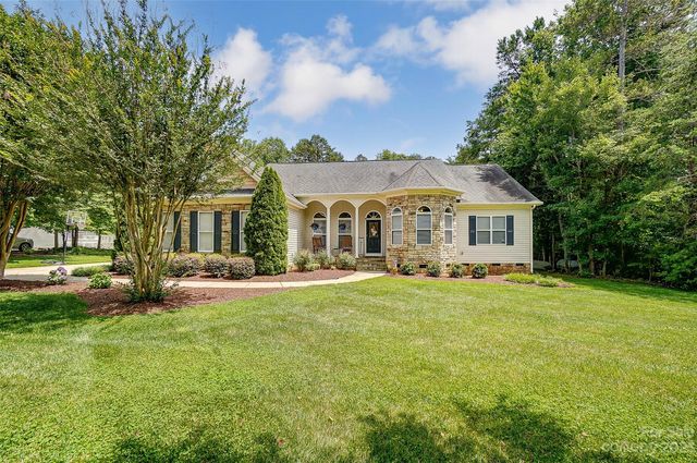5028 Arden Gate Dr, Iron Station, NC 28080