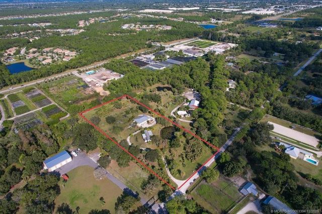 5601 SW Sunshine Farms Way, Palm City, FL 34990