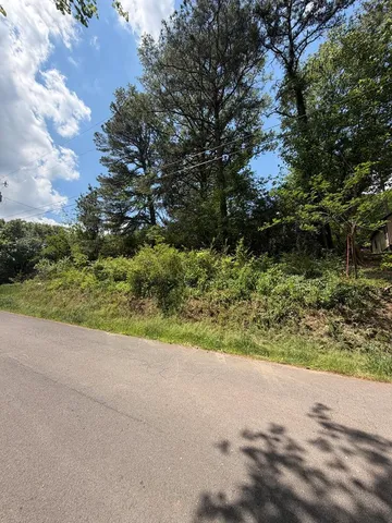 643 Crabapple Ln, Dalton, GA 30721