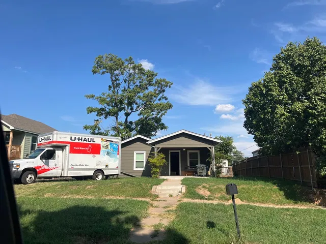 403 N  Washington Ave, Sand Springs, OK 74063