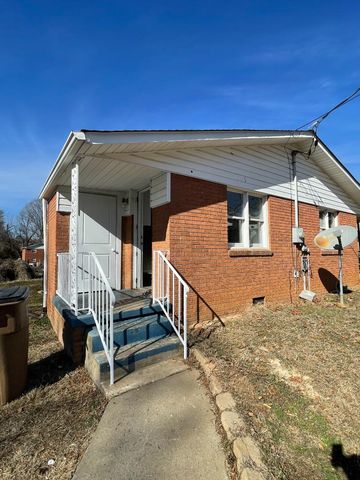 210 Seattle St, Shelby, NC 28152