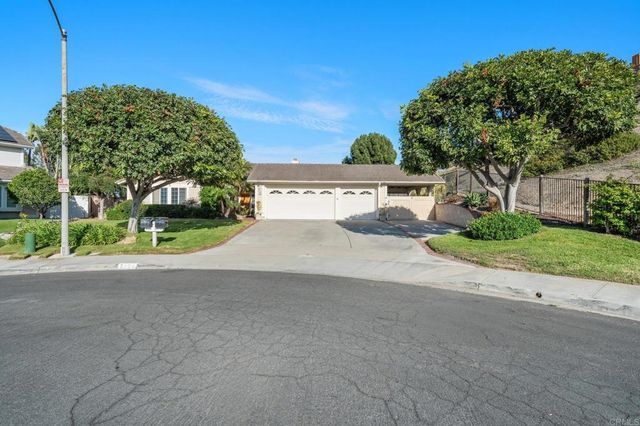 2354 Kimberly Ct, Carlsbad, CA 92008
