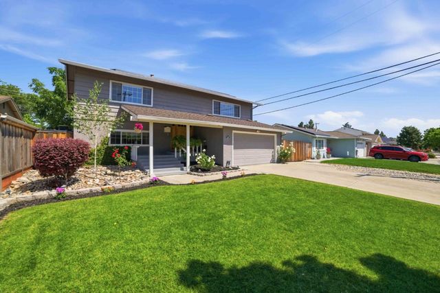 1567 Glencrest Dr, San Jose, CA 95118