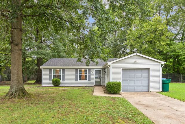 501 Ashwood Dr, Newport News, VA 23602