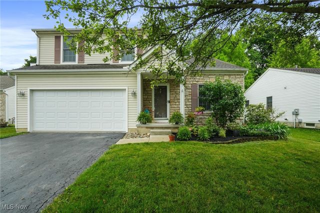 852 Mill Run Dr, Sunbury, OH 43074