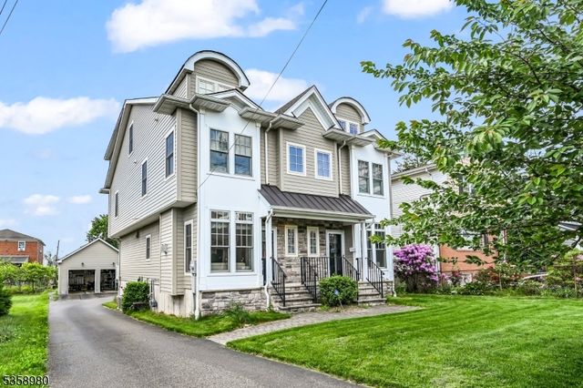 30 Rector St #A, Millburn, NJ 07041
