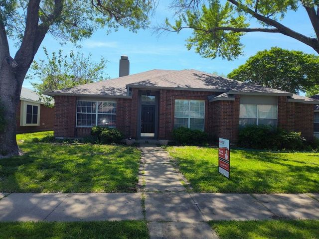 4113 Clary Dr, The Colony, TX 75056