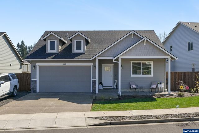 407 Depot Ave, Brownsville, OR 97327
