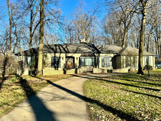 434 N  Woodland Heights Dr, Crawfordsville, IN 47933