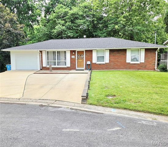 112 Portland Ter, Collinsville, IL 62234