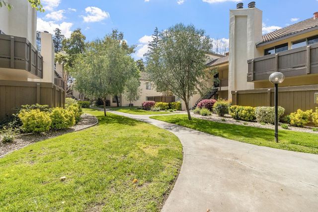 3701 Colonial Dr #164, Modesto, CA 95356