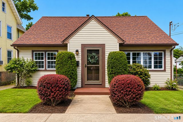 11 Winter Street, Ansonia, CT 06401