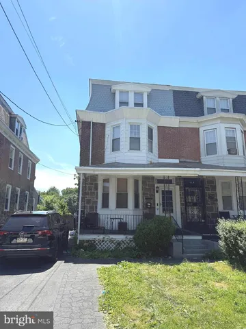 1208 Main St, Darby, PA 19023