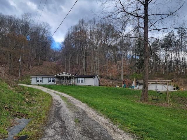 359 Liberty Rd, Greenup, KY 41144