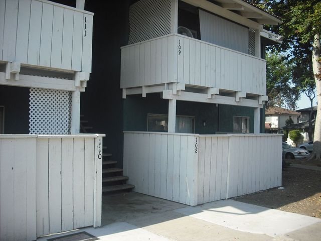 1300 Saratoga Ave #108, Ventura, CA 93003