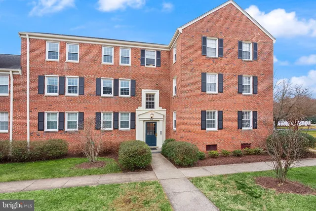 6628 E  Wakefield Dr #C1, Alexandria, VA 22307
