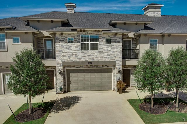 411 Kate Ln, College Station, TX 77845