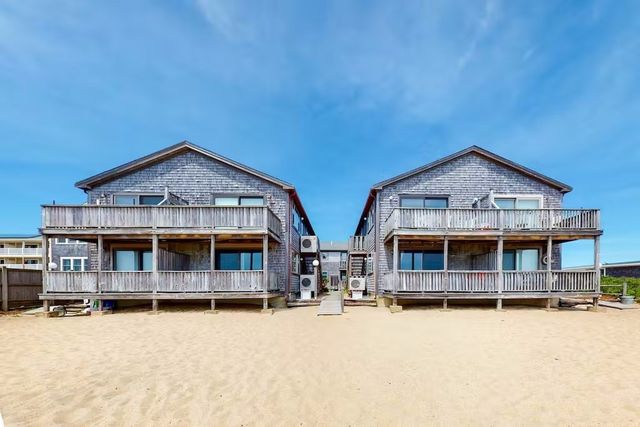 945 Commercial St #10C, Provincetown, MA 02657