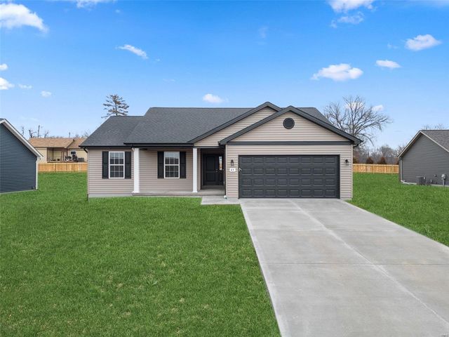 45 Brussels Valley Dr, Troy, MO 63379