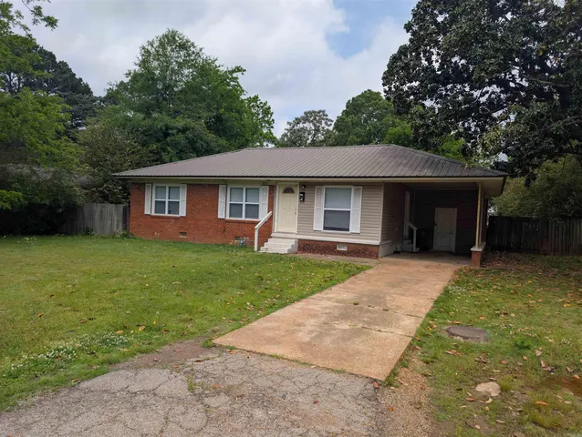 1808 W  Center Ave, Searcy, AR 72143