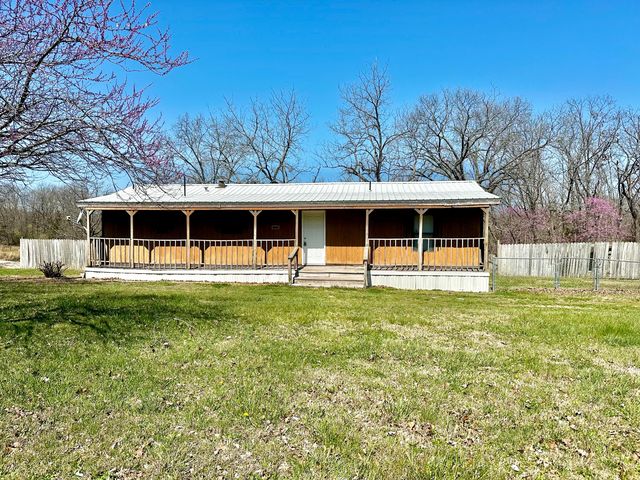 3679 State Route K, West Plains, MO 65775