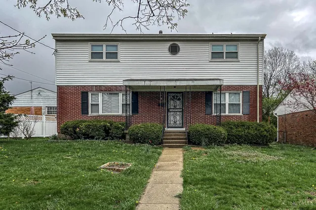 3236 Deborah Ln, Cincinnati, OH 45239