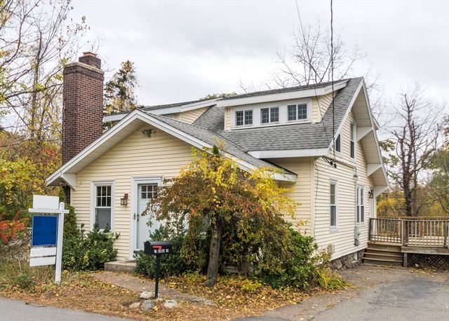 65 Woburn St, Waltham, MA 02452