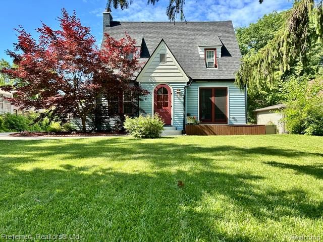 3121 Dexter Rd, Ann Arbor, MI 48103