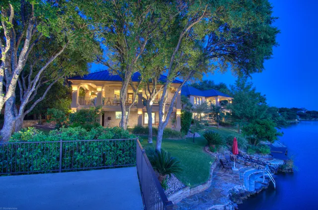 213 Beaver St, Tow, TX 78672