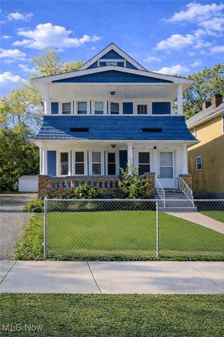 676-678 E  91st St, Cleveland, OH 44108