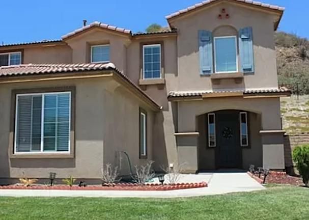 29201 Gateway Dr, Lake Elsinore, CA 92530