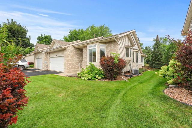 13230 Galena Way, Apple Valley, MN 55124