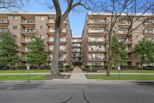 411 Ashland Ave #5A, River Forest, IL 60305
