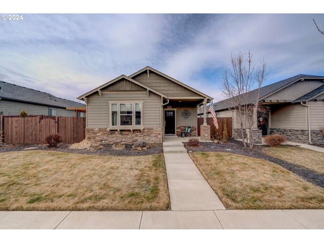 63251 Rossby St, Bend, OR 97703