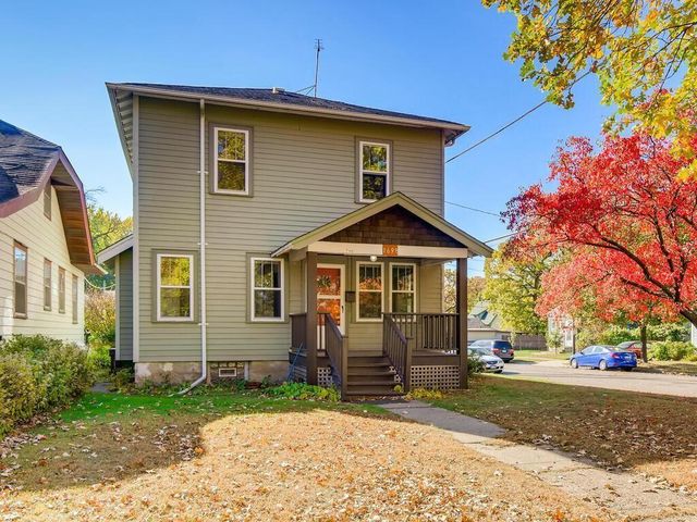 1698 Hewitt Ave, Saint Paul, MN 55104