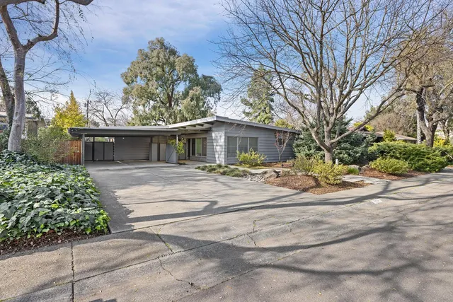 825 Oak Ave, Davis, CA 95616