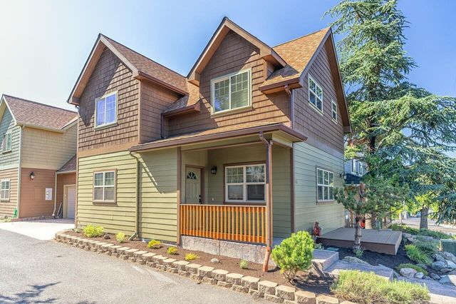 907 Bellview Ave, Ashland, OR 97520