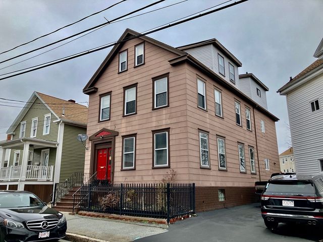 223 Grinnell St, New Bedford, MA 02740